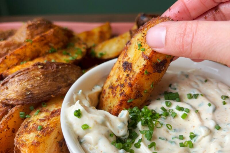 Crispy Potato Wedges with Zippy Dijonnaise